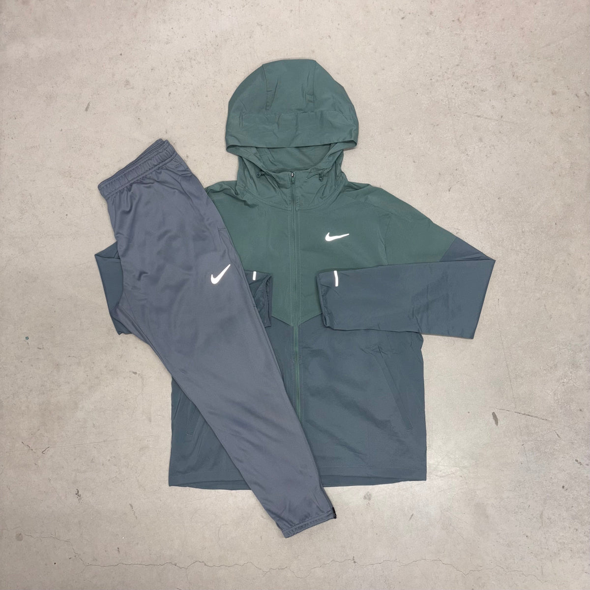 Nike Clay Green/Smoke Grey Windrunner Jacket x Grey Challenger Pants Tracksuit
