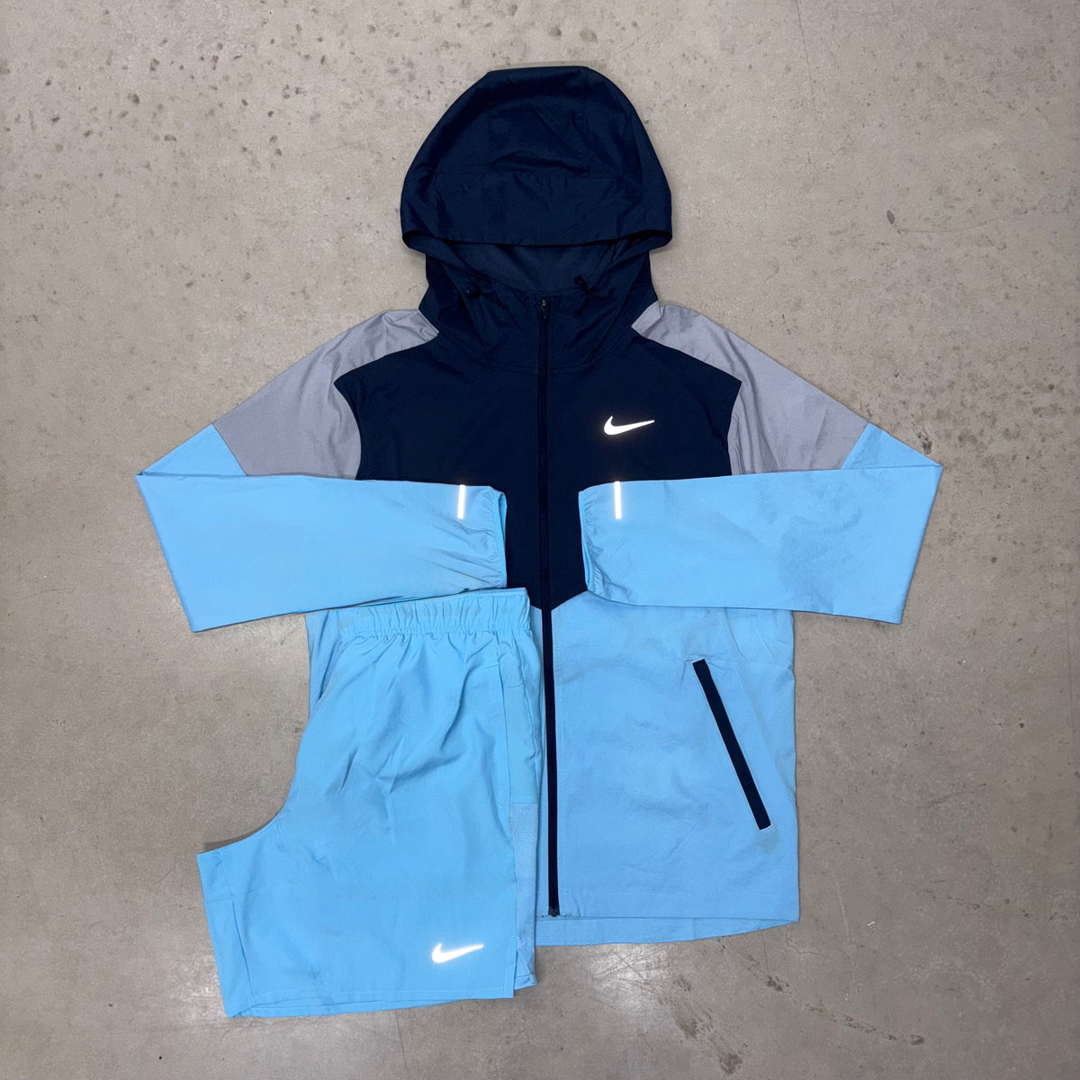Nike Aquarius Blue Windrunner Jacket x Challenger Shorts Set