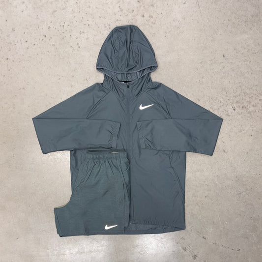 Nike Grey Essential Windrunner Jacket x Challenger Shorts Set