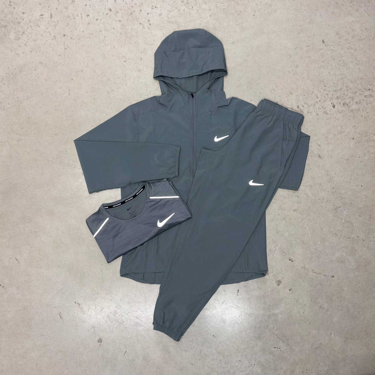 Nike Grey Form Bundle