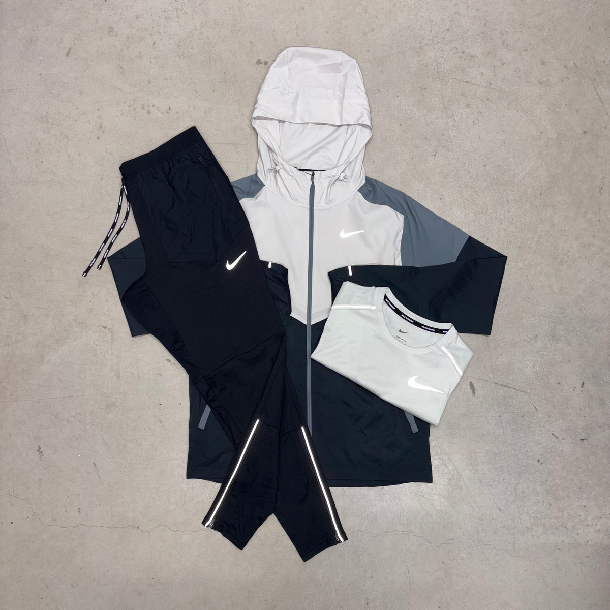 Nike Light Bone Bundle