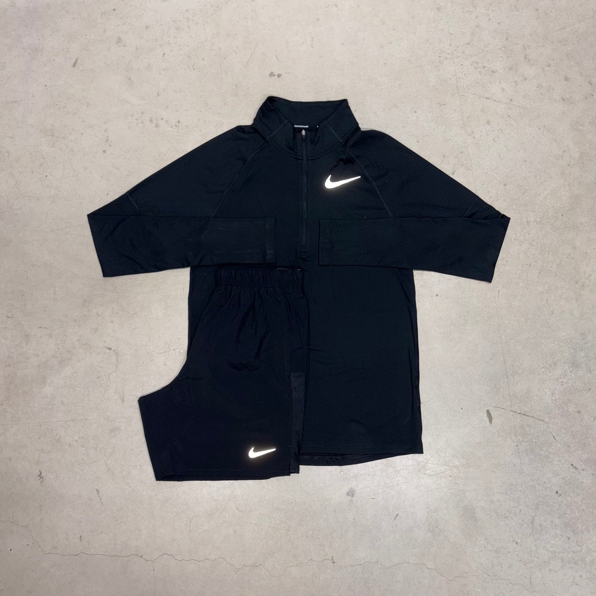 Nike Black Element 1/4 Zip x Black Challenger Shorts Set