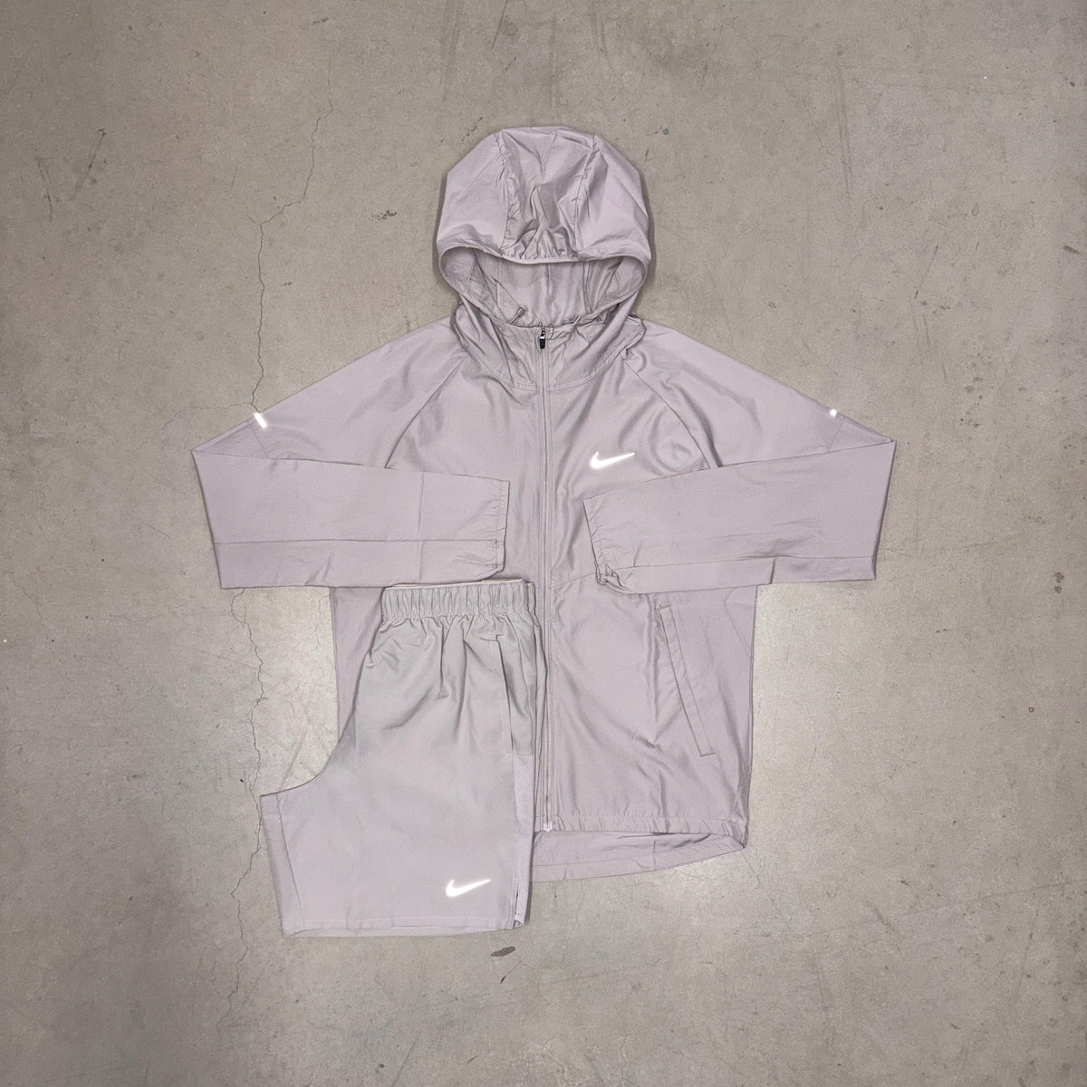 Nike Moon Particle Repel Windrunner Full Set