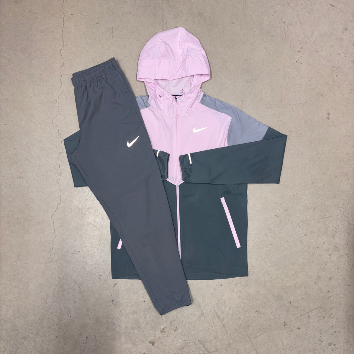 Nike Pink Foam Uv Windrunner x Grey Challenger Pants