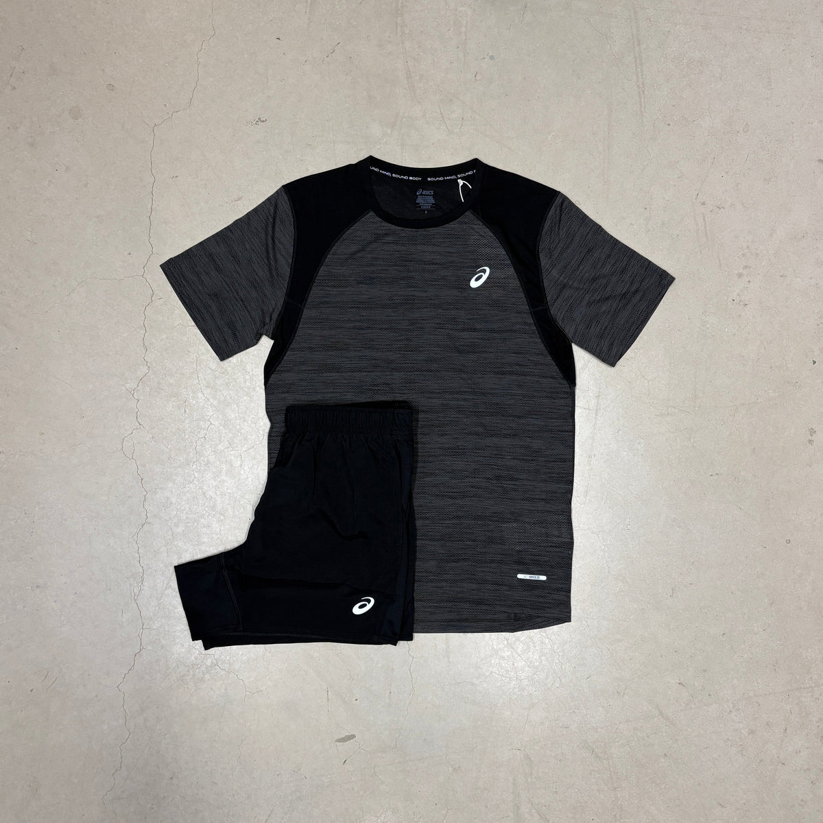 ASICS Performance Black Road SS Set