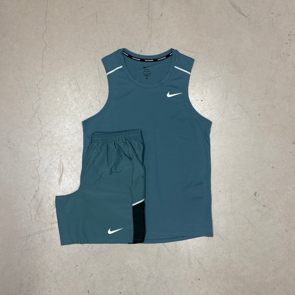 Nike Mineral Slate Miler Vest Full Set
