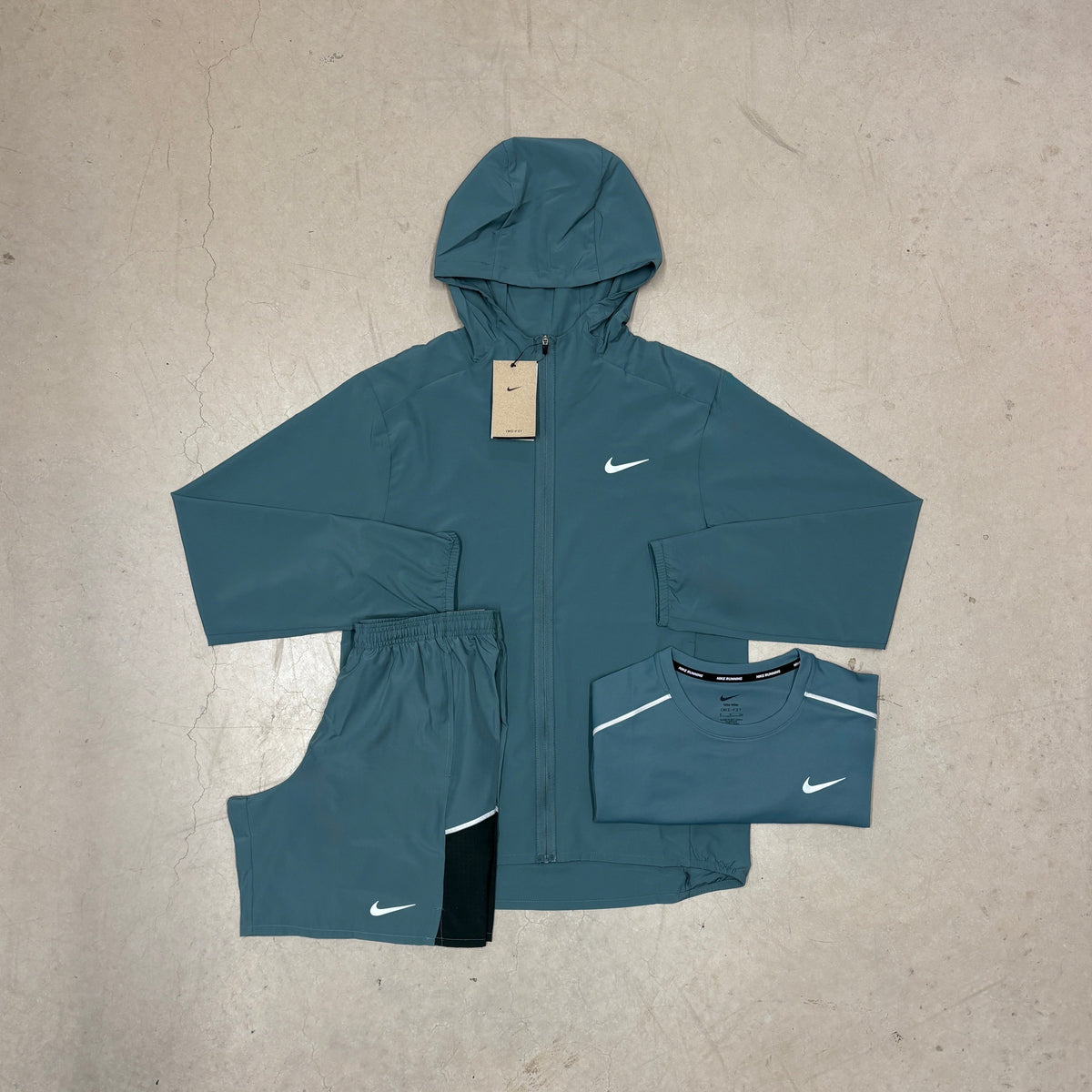 Nike Mineral Slate Form Bundle x Mineral Slate Shorts Pants